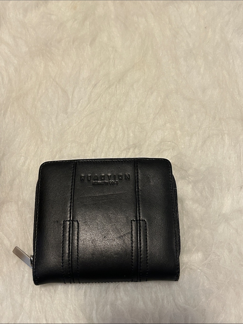 Kenneth Cole Reaction Black Zip-Around Wallet